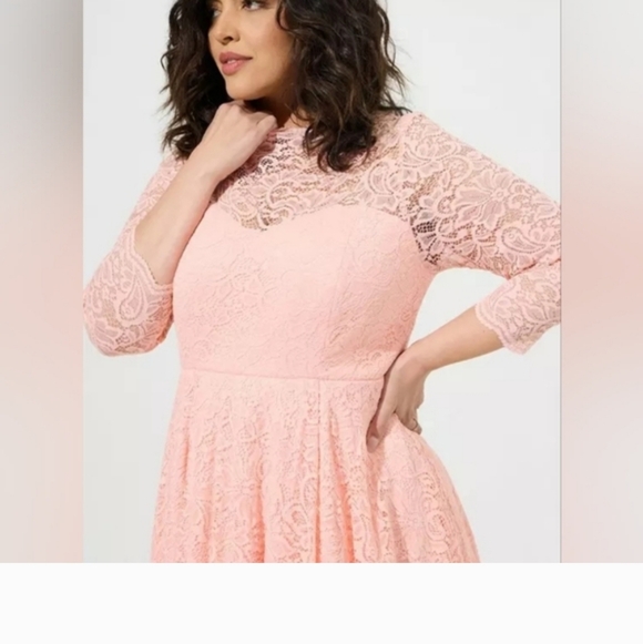 Torrid Pink Lace Long Sleeve Dress - Picture 4 of 5